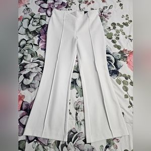 Express High Rise Pant, size M, white.